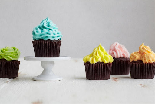Top 5 reasons why cupcakes are the best dessert to bring to a party