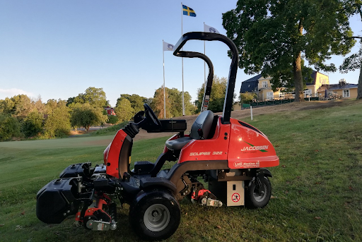 Jacobsen Golf Course Mower: Why is it an Amazing Option?