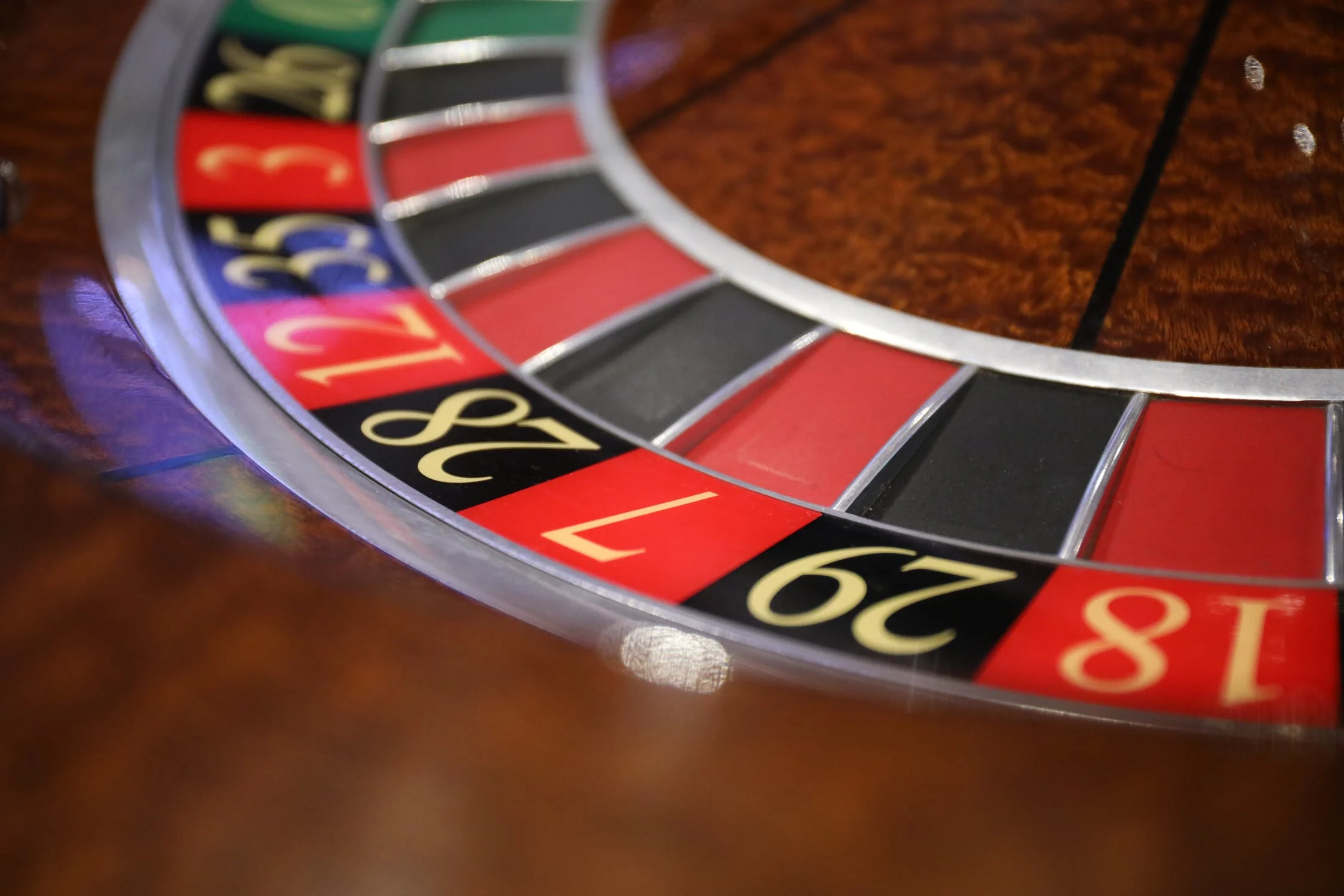 How to Choose Slots in Online Casinos