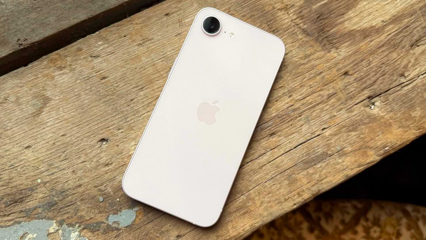 Apple iPhone 17e